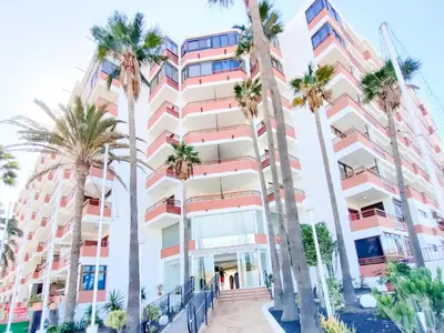 Edificio en el que se encuentra el apartamento