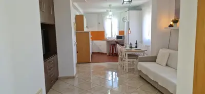 Una cocina o zona de cocina en Vivienda vacacional a 10 minutos de la capital.