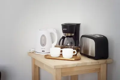 Utensilios para hacer té y café en Gran Canaria Stay Las Majoreras 1 y 2 dormitorios