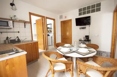 Una cocina o zona de cocina en Gran Canaria Stay Las Majoreras 1 y 2 dormitorios