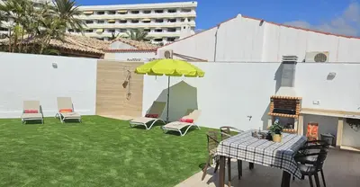 Jardín al aire libre en Villa Solycan 15