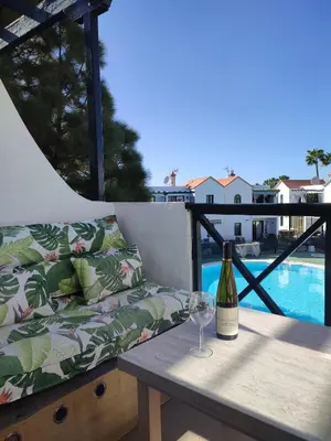 Piscina en o cerca de Apartment Laura near Europa Center and Amadores beach, Free WiFi
