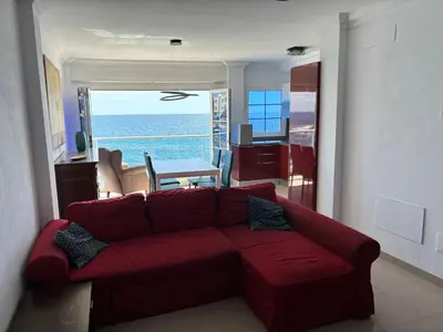 Zona de estar de Vivienda 1ª línea mar en paseo marítimo