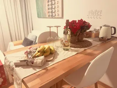Comida en o cerca de este apartamento