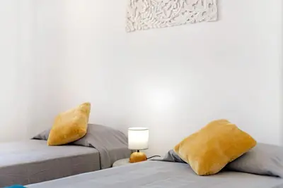 Cama o camas de una habitación en Vencejo & Citrina Houses - Peaceful Nature Stays Just Minutes from the City