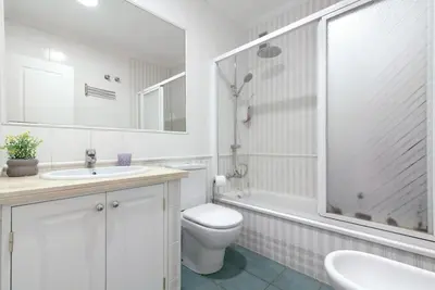 Un baño de Vencejo & Citrina Houses - Peaceful Nature Stays Just Minutes from the City