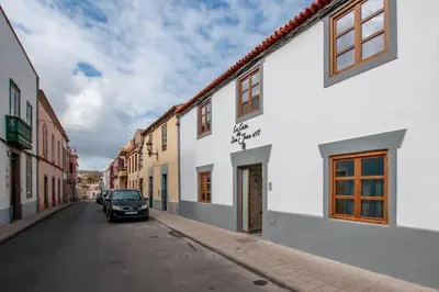 El barrio de los alrededores o un barrio cerca de este apartamento