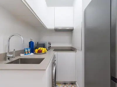 Una cocina o zona de cocina en HomeForGuest Estudio Brisa Canteras con terraza