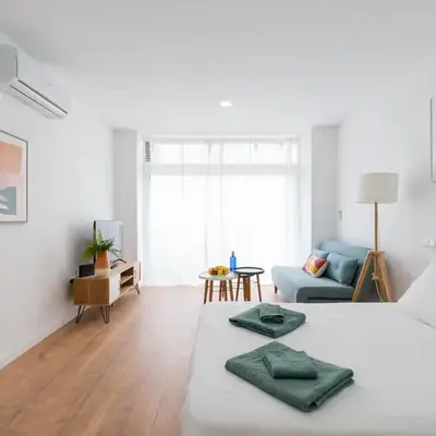 HomeForGuest Estudio Brisa Canteras con terraza