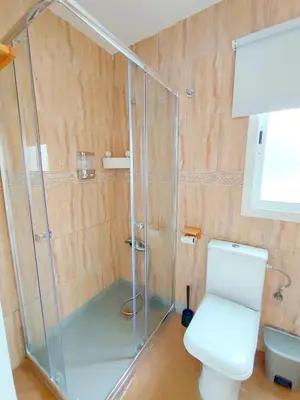 Un baño de Pozo Wave Properties