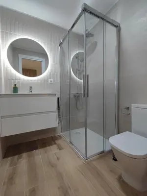 Un baño de Bungalow con jardín privado junto al Yumbo