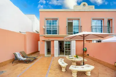Edificio en el que se encuentra la casa o chalet