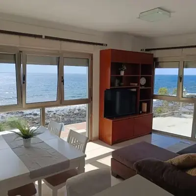Apartamento en Arinaga en primera linea