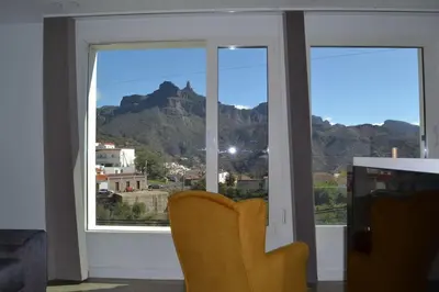 Vista general de una montaña o vista desde el apartamento