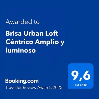Certificado, premio, señal o documento que está expuesto en Brisa Urban Loft Céntrico Amplio y luminoso