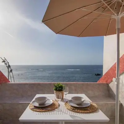 Apartamento frente a la playa de Las Canteras C68
