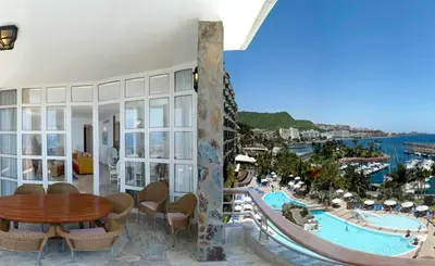 Paisaje cerca de este apartahotel