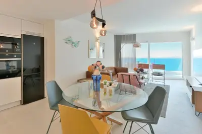 Una cocina o zona de cocina en El Balcon Azul de Taliarte by VillaGranCanaria