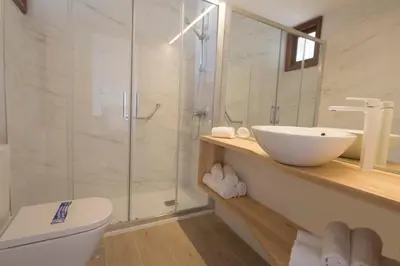 Un baño de Alsol Las Orquídeas