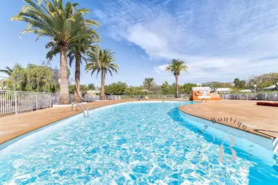 Piscina en o cerca de Villa con terraza y jardín privado en Gran Canaria