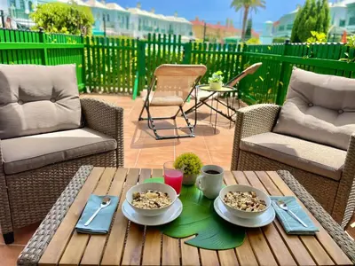 Comida en o cerca de este apartamento
