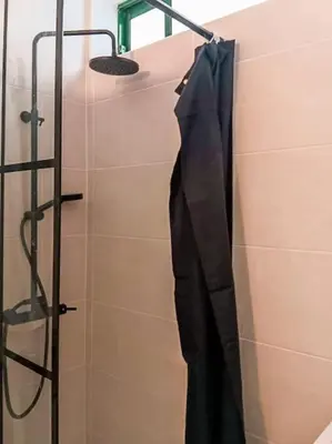 Un baño de Cozy apt pool&tennis