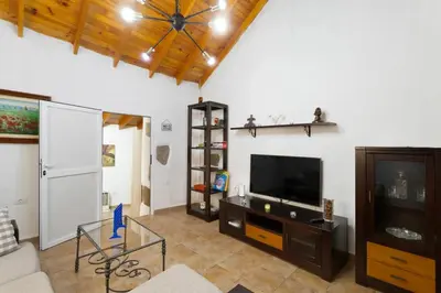 Una televisión o centro de entretenimiento en Vv Casa Frasquita