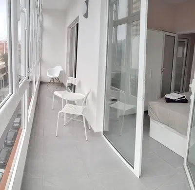 Un balcón o terraza de Franchy Roca Beach a un paso de Las Canteras