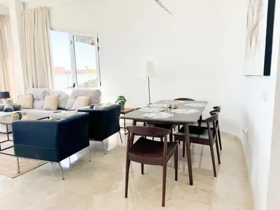 Zona de estar de Green 14 Ocean view retreat by CanaryScape