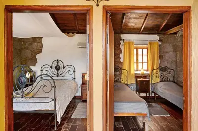 Cama o camas de una habitación en House Sleeps6-Parking-Garden-Pool in summer-Pet