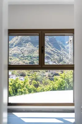 Vista general de una montaña o vista desde la villa