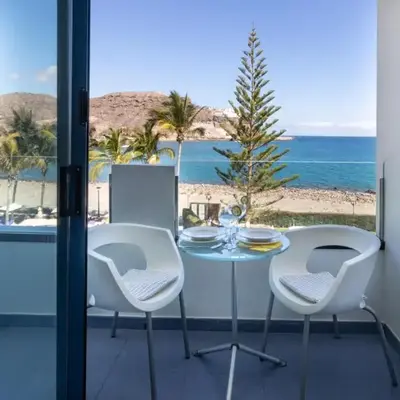 Beachfront Apartment Playa del Cura 3 by VillaGranCanaria