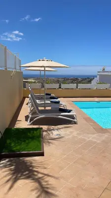 Piscina en o cerca de Mirador Faro