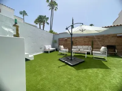 Jardín al aire libre en Hachi Place Bungalow