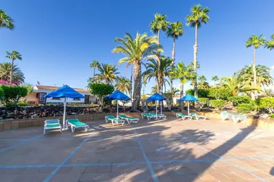 Piscina en o cerca de Secret Paradise retreat by CanaryScape