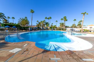 Piscina en o cerca de Secret Paradise retreat by CanaryScape
