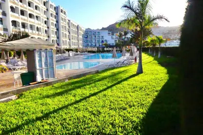 Piscina en o cerca de Canopael
