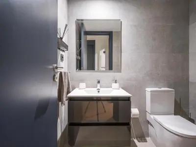 Un baño de Las Damas 1C