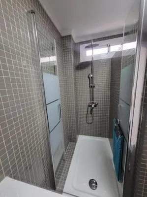 Un baño de Piso Zona Mesa y López