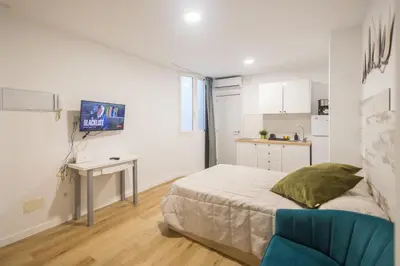 Una cocina o zona de cocina en Cozy Studio Las Canteras - 1 min from the beach