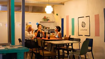 Clientes alojados en Doña Rose Surf Hostel
