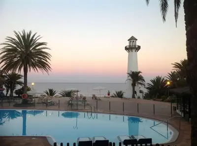 Piscina en o cerca de Vivienda Vacacional frente al mar Playa del Aguila