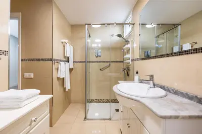 Un baño de SunSuite Casa Bonita, 4