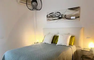 Cama o camas de una habitación en Melo Home 1 Near Airport, Elevator