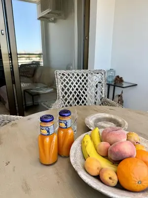 Comida en o cerca de este apartamento