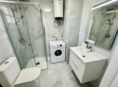 Un baño de GRAN CANARIA Casa Magboss IV i V by Jacek Budek