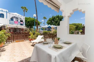 Un restaurante o sitio para comer en Isla Home