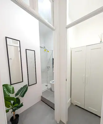 Un baño de Las Palmas Nest Hostel