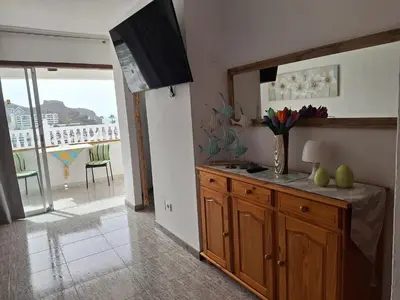 Una televisión o centro de entretenimiento en LUCA VISTA MAR