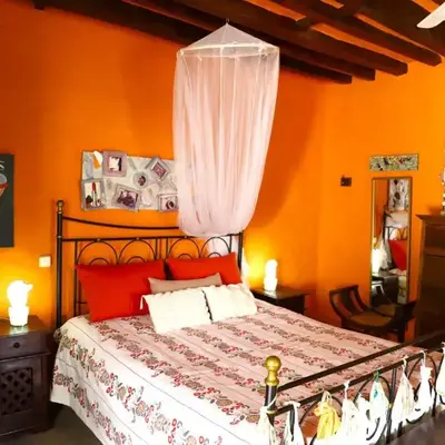 Histórica Casa con vistas al Jardín de Cactus y montañas